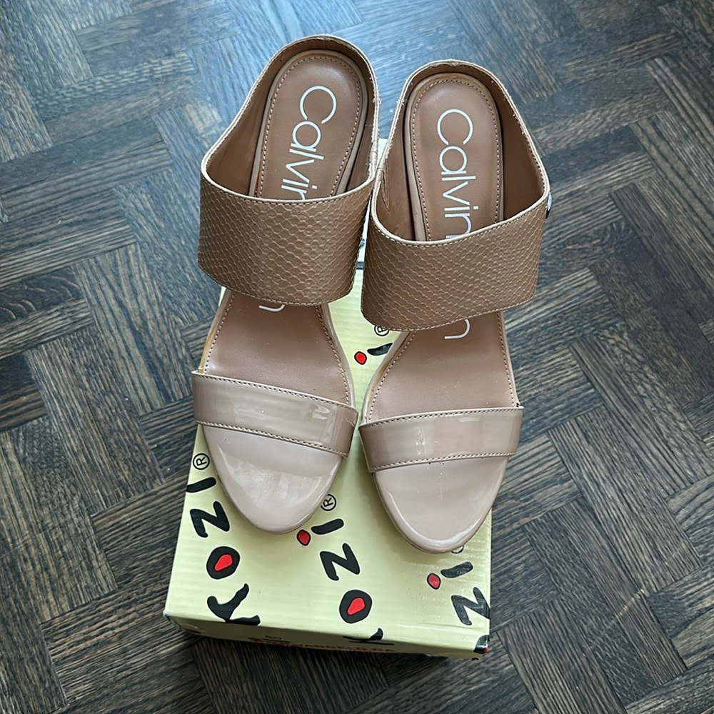 NWT Calvin Klein | Heel Sandals